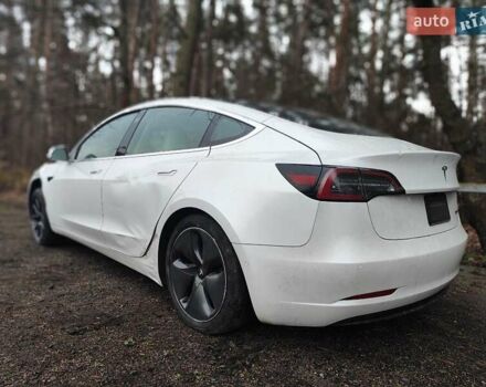 Белый Тесла Модель 3, объемом двигателя 0 л и пробегом 67 тыс. км за 9300 $, фото 10 на Automoto.ua
