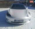 Белый Тесла Модель 3, объемом двигателя 0 л и пробегом 80 тыс. км за 26500 $, фото 1 на Automoto.ua