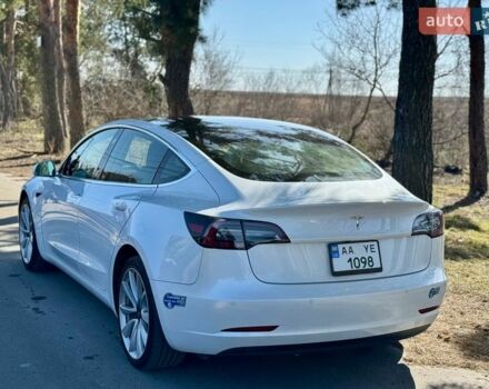 Белый Тесла Модель 3, объемом двигателя 0 л и пробегом 93 тыс. км за 13999 $, фото 3 на Automoto.ua