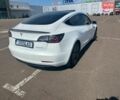 Білий Тесла Модель 3, об'ємом двигуна 0 л та пробігом 191 тис. км за 16990 $, фото 4 на Automoto.ua