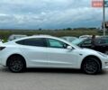 Білий Тесла Модель 3, об'ємом двигуна 0 л та пробігом 102 тис. км за 18990 $, фото 11 на Automoto.ua