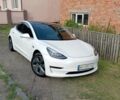 Белый Тесла Модель 3, объемом двигателя 0 л и пробегом 124 тыс. км за 15800 $, фото 1 на Automoto.ua