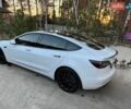 Белый Тесла Модель 3, объемом двигателя 0 л и пробегом 105 тыс. км за 21300 $, фото 35 на Automoto.ua