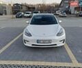 Білий Тесла Модель 3, об'ємом двигуна 0 л та пробігом 80 тис. км за 18100 $, фото 1 на Automoto.ua