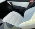 Белый Тесла Модель 3, объемом двигателя 0 л и пробегом 105 тыс. км за 26999 $, фото 20 на Automoto.ua