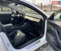 Белый Тесла Модель 3, объемом двигателя 0 л и пробегом 130 тыс. км за 17950 $, фото 30 на Automoto.ua