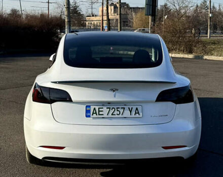 Белый Тесла Модель 3, объемом двигателя 0 л и пробегом 75 тыс. км за 19000 $, фото 4 на Automoto.ua