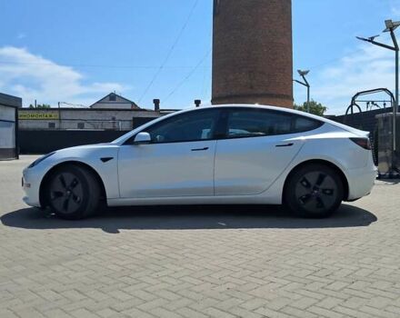 Тесла Модель 3 2020 в Ивано-Франковске на Automoto.ua Белый Тесла Модель 3, объемом двигателя 0 л и пробегом 105 тыс. км за 20950 $, фото 4 на Automoto.ua
