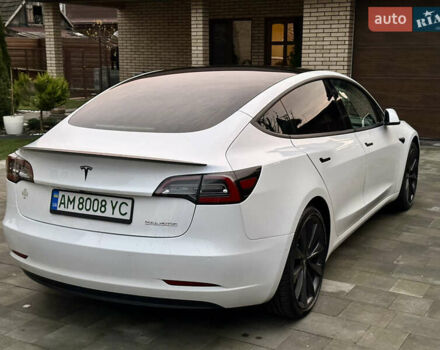 Белый Тесла Модель 3, объемом двигателя 0 л и пробегом 145 тыс. км за 20000 $, фото 3 на Automoto.ua