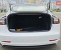 Белый Тесла Модель 3, объемом двигателя 0 л и пробегом 112 тыс. км за 26800 $, фото 22 на Automoto.ua