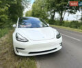 Білий Тесла Модель 3, об'ємом двигуна 0 л та пробігом 109 тис. км за 18700 $, фото 3 на Automoto.ua