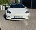Белый Тесла Модель 3, объемом двигателя 0 л и пробегом 107 тыс. км за 15500 $, фото 2 на Automoto.ua