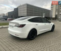 Белый Тесла Модель 3, объемом двигателя 0 л и пробегом 164 тыс. км за 16900 $, фото 5 на Automoto.ua