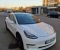 Білий Тесла Модель 3, об'ємом двигуна 0 л та пробігом 42 тис. км за 20900 $, фото 1 на Automoto.ua