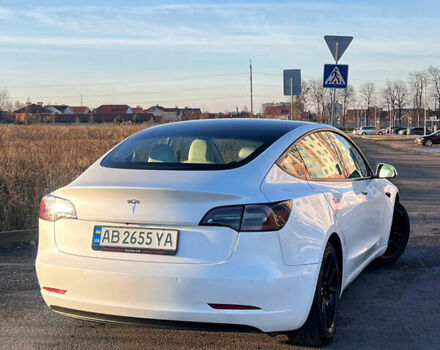 Белый Тесла Модель 3, объемом двигателя 0 л и пробегом 53 тыс. км за 18500 $, фото 7 на Automoto.ua