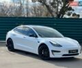 Белый Тесла Модель 3, объемом двигателя 0 л и пробегом 90 тыс. км за 18999 $, фото 1 на Automoto.ua
