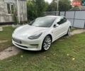 Білий Тесла Модель 3, об'ємом двигуна 0 л та пробігом 136 тис. км за 12500 $, фото 3 на Automoto.ua