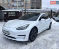 Белый Тесла Модель 3, объемом двигателя 0 л и пробегом 101 тыс. км за 14800 $, фото 16 на Automoto.ua