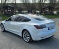 Белый Тесла Модель 3, объемом двигателя 0 л и пробегом 88 тыс. км за 15500 $, фото 2 на Automoto.ua
