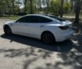 Белый Тесла Модель 3, объемом двигателя 0 л и пробегом 70 тыс. км за 16699 $, фото 2 на Automoto.ua