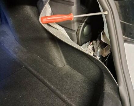 Белый Тесла Модель 3, объемом двигателя 0 л и пробегом 105 тыс. км за 20450 $, фото 29 на Automoto.ua