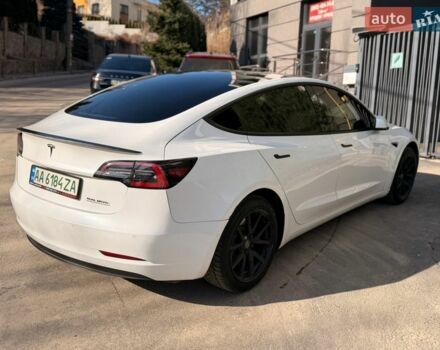 Белый Тесла Модель 3, объемом двигателя 0 л и пробегом 85 тыс. км за 16000 $, фото 1 на Automoto.ua