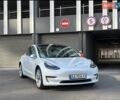 Белый Тесла Модель 3, объемом двигателя 0 л и пробегом 150 тыс. км за 23000 $, фото 1 на Automoto.ua