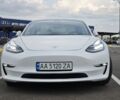 Тесла Модель 3 2020 в Киеве на Automoto.ua Белый Тесла Модель 3, объемом двигателя 0 л и пробегом 112 тыс. км за 25900 $, фото 2 на Automoto.ua