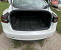 Білий Тесла Модель 3, об'ємом двигуна 0 л та пробігом 136 тис. км за 12500 $, фото 19 на Automoto.ua