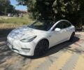 Белый Тесла Модель 3, объемом двигателя 0 л и пробегом 130 тыс. км за 17012 $, фото 8 на Automoto.ua