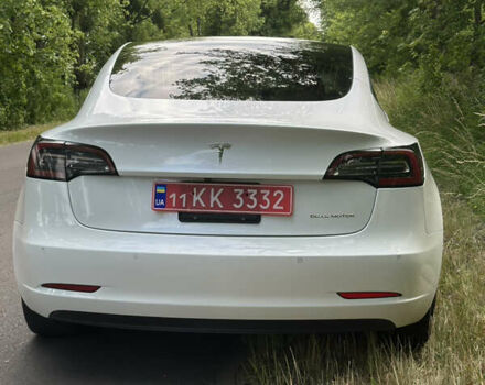 Білий Тесла Модель 3, об'ємом двигуна 0 л та пробігом 109 тис. км за 18700 $, фото 4 на Automoto.ua