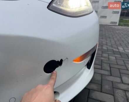 Белый Тесла Модель 3, объемом двигателя 0 л и пробегом 155 тыс. км за 12200 $, фото 4 на Automoto.ua