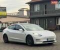 Белый Тесла Модель 3, объемом двигателя 0 л и пробегом 70 тыс. км за 16200 $, фото 3 на Automoto.ua