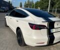 Белый Тесла Модель 3, объемом двигателя 0 л и пробегом 58 тыс. км за 24400 $, фото 2 на Automoto.ua