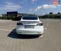 Білий Тесла Модель 3, об'ємом двигуна 0 л та пробігом 64 тис. км за 17999 $, фото 3 на Automoto.ua