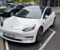 Белый Тесла Модель 3, объемом двигателя 0 л и пробегом 58 тыс. км за 21599 $, фото 1 на Automoto.ua