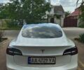 Белый Тесла Модель 3, объемом двигателя 0 л и пробегом 73 тыс. км за 20592 $, фото 12 на Automoto.ua