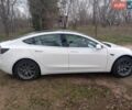 Белый Тесла Модель 3, объемом двигателя 0 л и пробегом 77 тыс. км за 19000 $, фото 5 на Automoto.ua