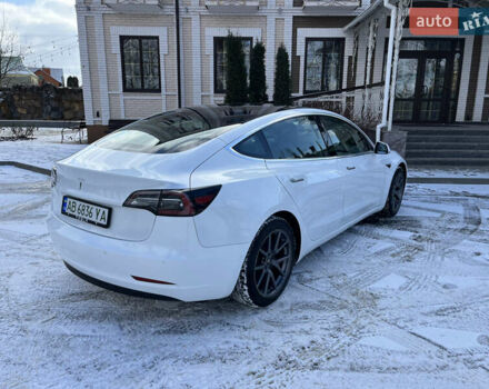 Белый Тесла Модель 3, объемом двигателя 0 л и пробегом 63 тыс. км за 19500 $, фото 45 на Automoto.ua