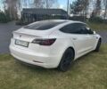 Білий Тесла Модель 3, об'ємом двигуна 0 л та пробігом 122 тис. км за 17800 $, фото 2 на Automoto.ua