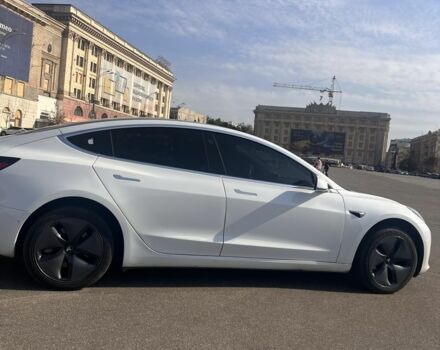 Белый Тесла Модель 3, объемом двигателя 0 л и пробегом 83 тыс. км за 21000 $, фото 9 на Automoto.ua
