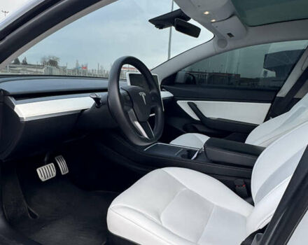 Білий Тесла Модель 3, об'ємом двигуна 0 л та пробігом 116 тис. км за 22000 $, фото 12 на Automoto.ua