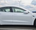 Білий Тесла Модель 3, об'ємом двигуна 0 л та пробігом 112 тис. км за 23800 $, фото 6 на Automoto.ua
