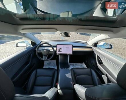 Белый Тесла Модель 3, объемом двигателя 0 л и пробегом 108 тыс. км за 17950 $, фото 20 на Automoto.ua