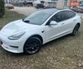 Білий Тесла Модель 3, об'ємом двигуна 0 л та пробігом 86 тис. км за 15800 $, фото 1 на Automoto.ua