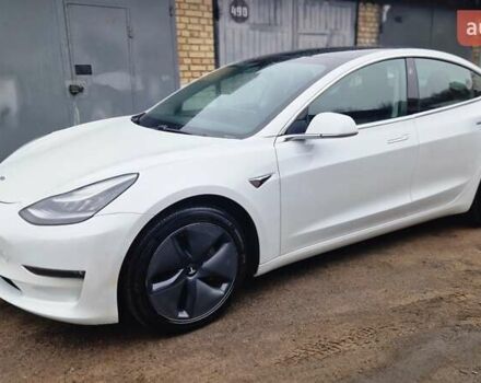 Белый Тесла Модель 3, объемом двигателя 0 л и пробегом 142 тыс. км за 17300 $, фото 34 на Automoto.ua
