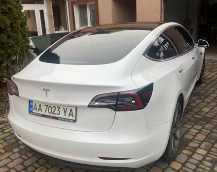 Белый Тесла Модель 3, объемом двигателя 0 л и пробегом 60 тыс. км за 16999 $, фото 8 на Automoto.ua