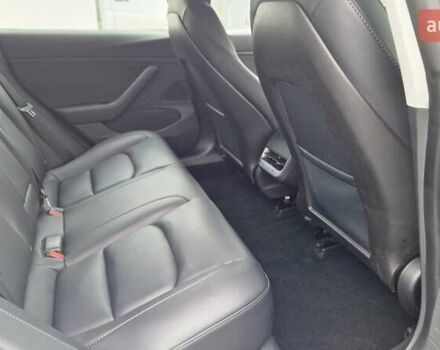 Белый Тесла Модель 3, объемом двигателя 0 л и пробегом 142 тыс. км за 17300 $, фото 13 на Automoto.ua