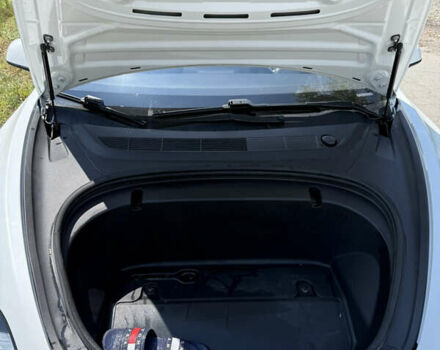 Тесла Модель 3 2020 у Кременчуге на Automoto.ua Білий Тесла Модель 3, об'ємом двигуна 0 л та пробігом 80 тис. км за 18000 $, фото 7 на Automoto.ua