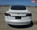 Білий Тесла Модель 3, об'ємом двигуна 0 л та пробігом 100 тис. км за 2800 $, фото 5 на Automoto.ua